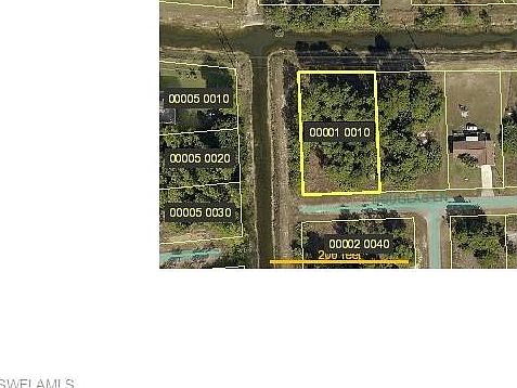 1st image of 4202 Douglas Ln