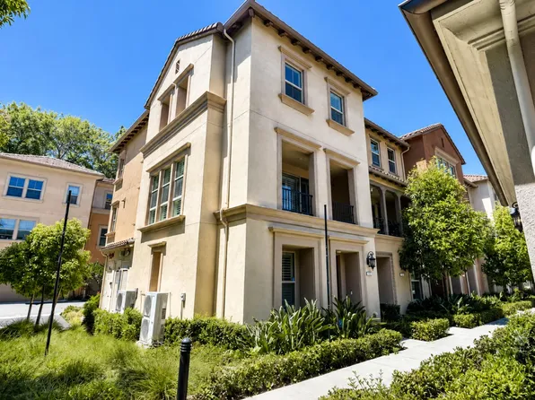 560 Saint Remi Ter #1, Sunnyvale, CA 94085