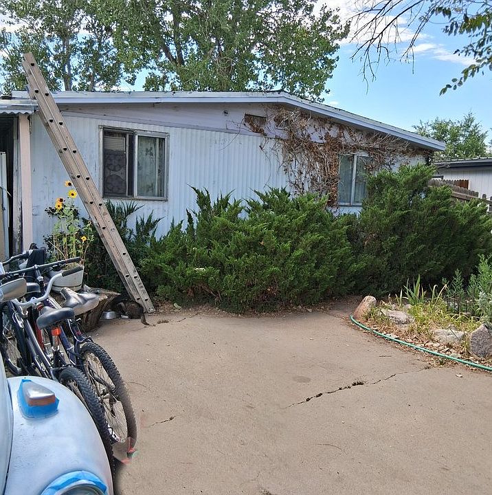 1st image of 215 Glen Ayre St