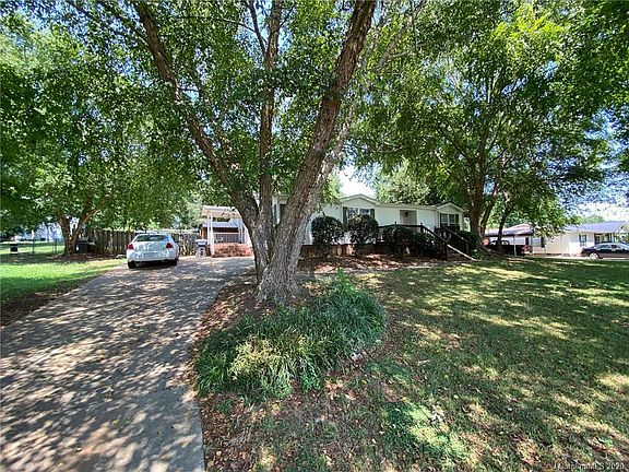 3rd image of 126 Buckwheat Dr