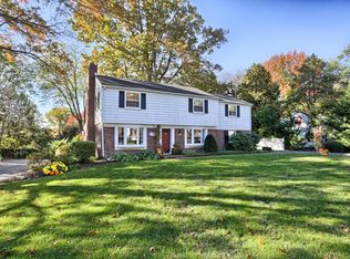 1504 Hillcrest Rd, Lancaster, PA 17603