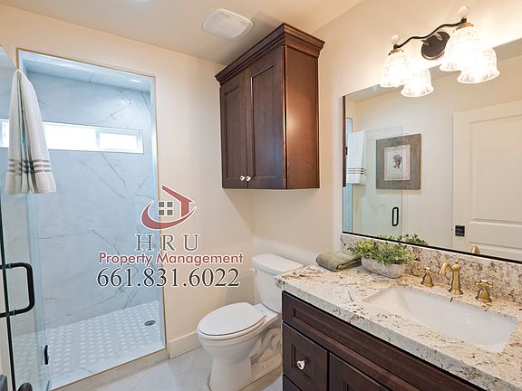 3rd image of 1821 Lacey St #1