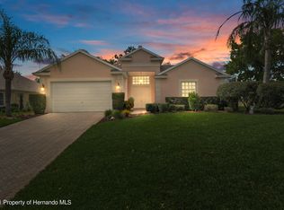 9226 Grand Cypress Dr, Weeki Wachee, FL 34613