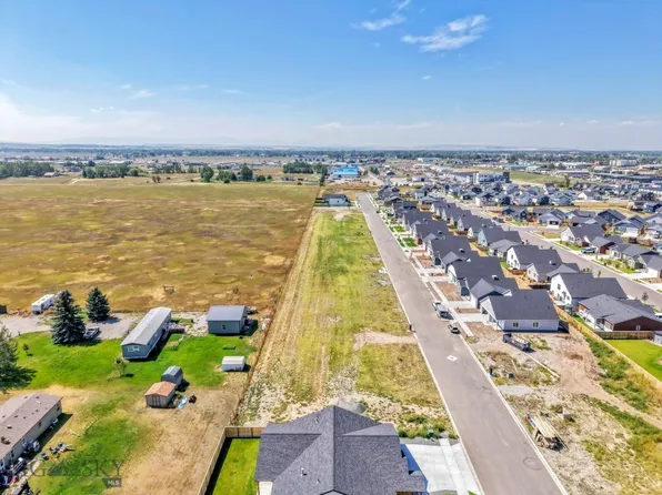 720 Spaniel Ln, Belgrade, MT 59714