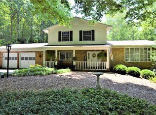 819 Chesterfield Cir SW, Lenoir, NC 28645