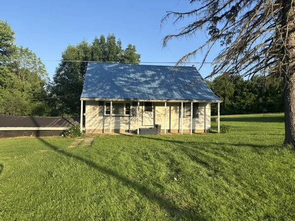 14245 19th Rte, Cambridge Springs, PA 16403