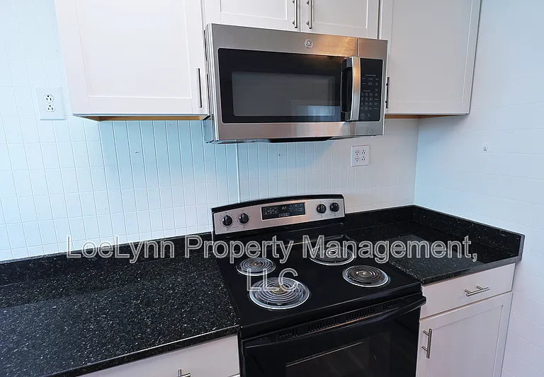 14210 Temple St — Photo 41