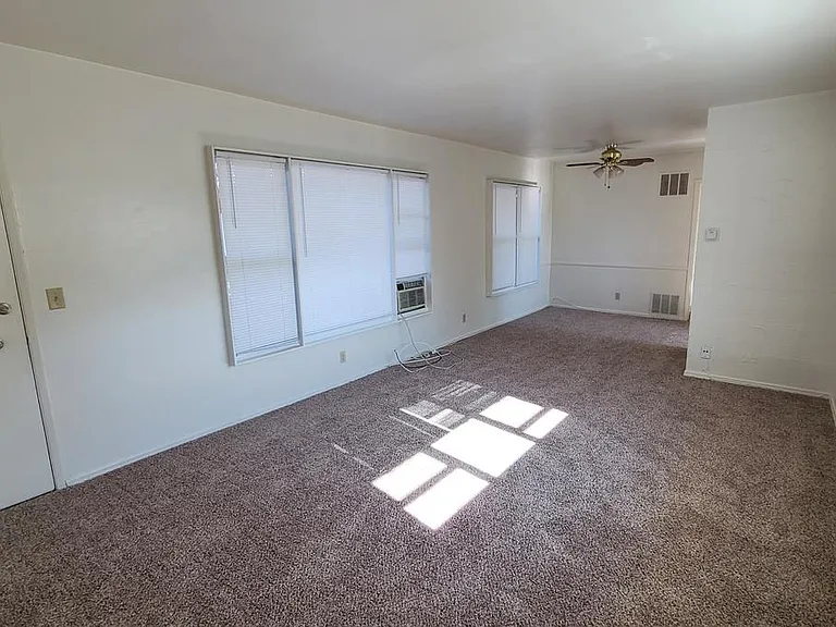 7236 Fountain Ave #17 — Photo 1