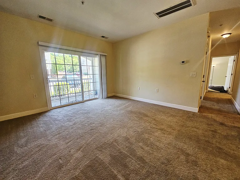 8501 Burnham Ln #6 — Photo 2