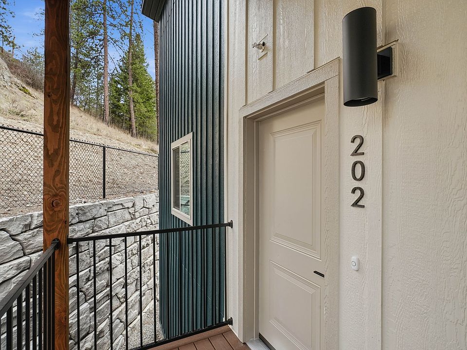 1st image of 1816 N 15th St #202