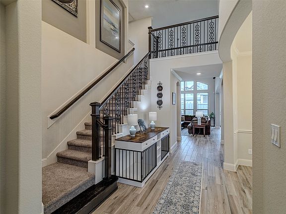 4th image of 10923 Sunnydale Ridge Ln