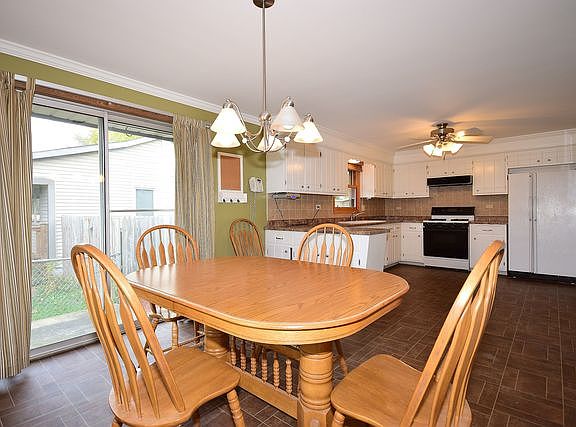 5th image of 8717 McVicker Ave
