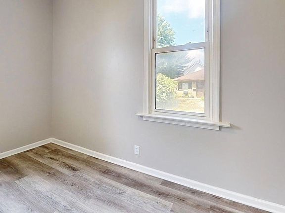4th image of 753 Johnston St #1
