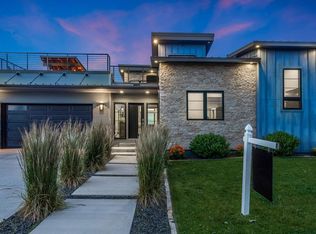 2147 Picture Pointe Dr, Windsor, CO 80550