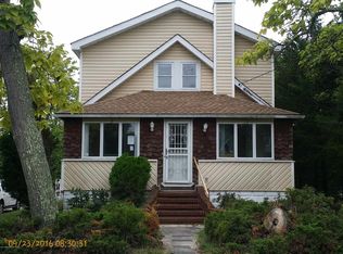 410 S Green St, Tuckerton, NJ 08087