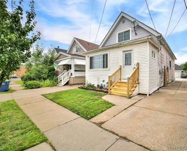 121 Eckhert St, Buffalo, NY, 14207