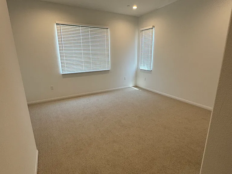 73824 Mojave Desert Dr — Photo 35