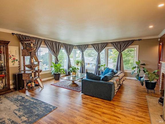 3rd image of 2600 Alida Street