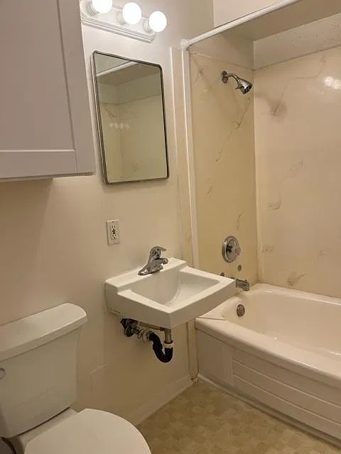 2 bed, 750 sqft, $1,350 — Photo 3
