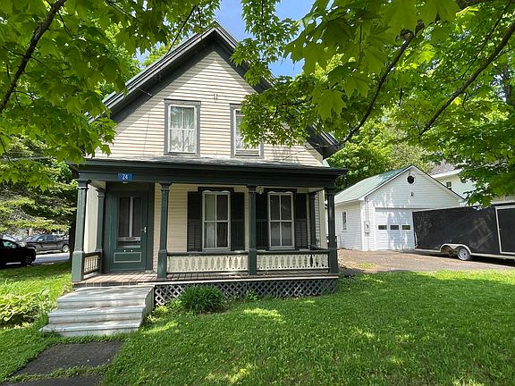 5th image of 24 Pleasant Street