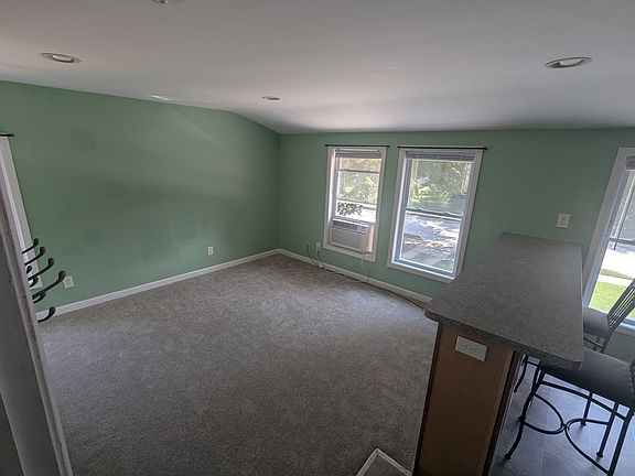2nd image of 525 Parkdale Ave