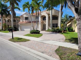 3608 Heron Ridge Ln, Weston, FL 33331