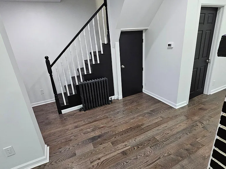 636 Lillian St — Photo 6