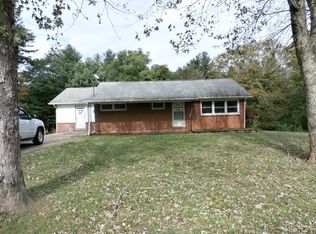 723 Biggerstaff Rd, Spruce Pine, NC 28777