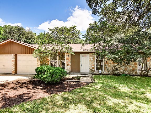 2nd image of 5422 Salem Walk Dr