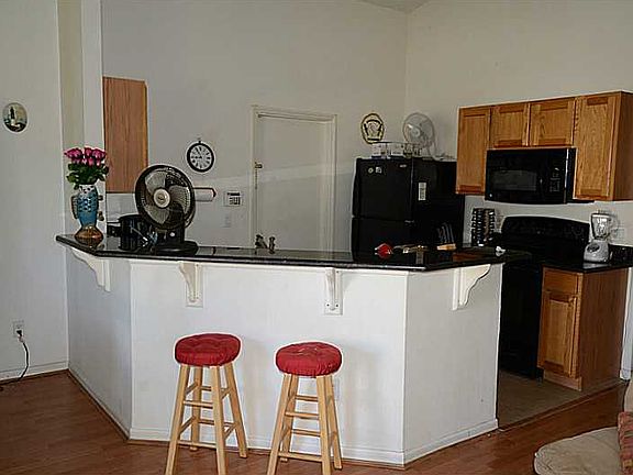 4th image of 5801 22nd St