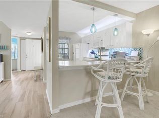 2742 Kings Lake Blvd #104, Naples, FL 34112