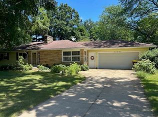 201 N Williams St, Stockbridge, MI 49285