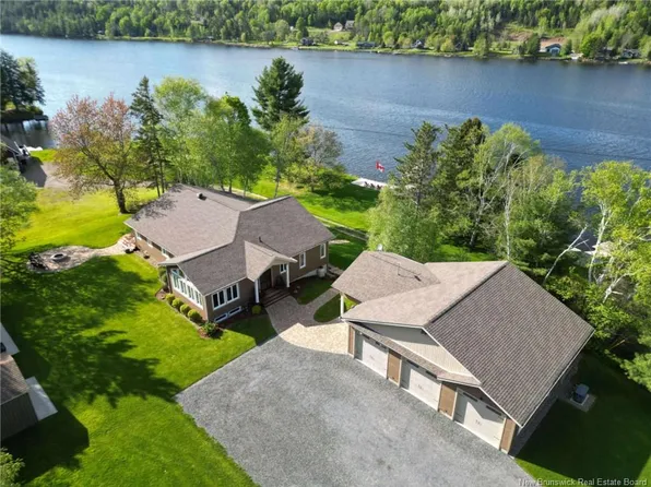 19 Ferris Rd, Perth, NB E7H 2A1