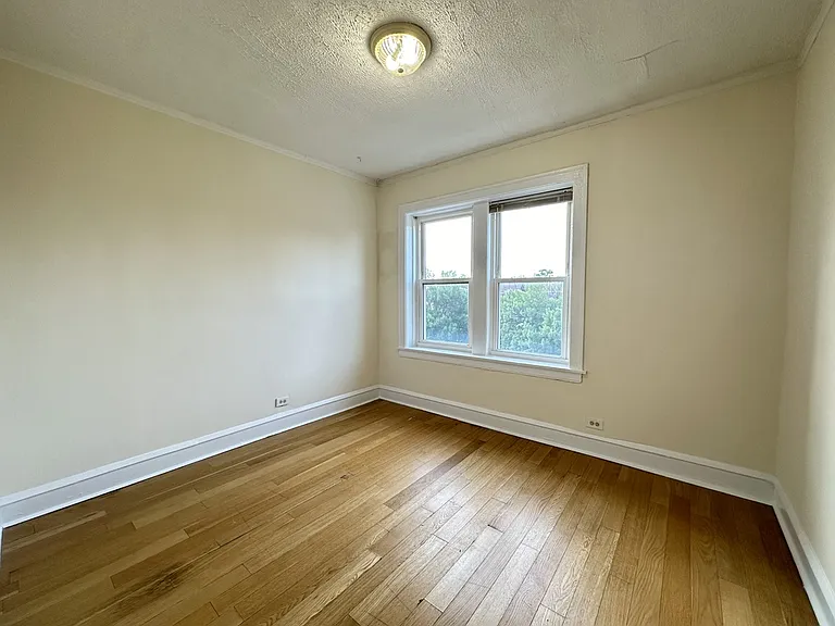 3533 W Fullerton Ave #4 — Photo 14
