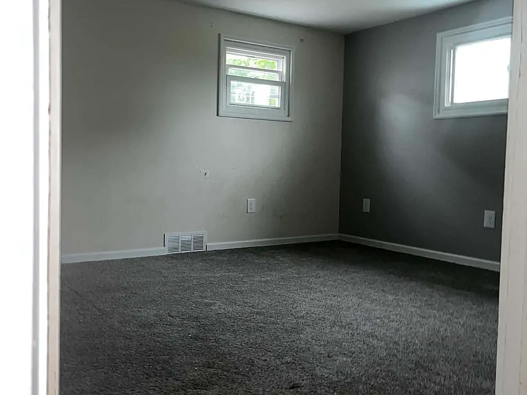 9 N Diamond St #1 — Photo 15