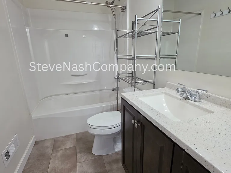 10204 Landsford Rd — Photo 13