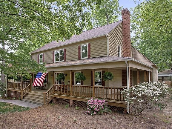 3rd image of 8298 Plum Grove Dr