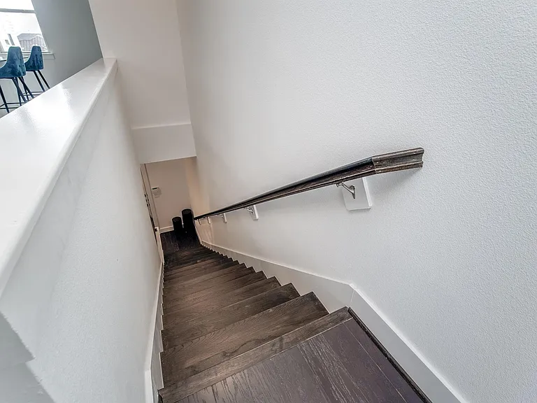 4819 Caroline St #308 — Photo 14