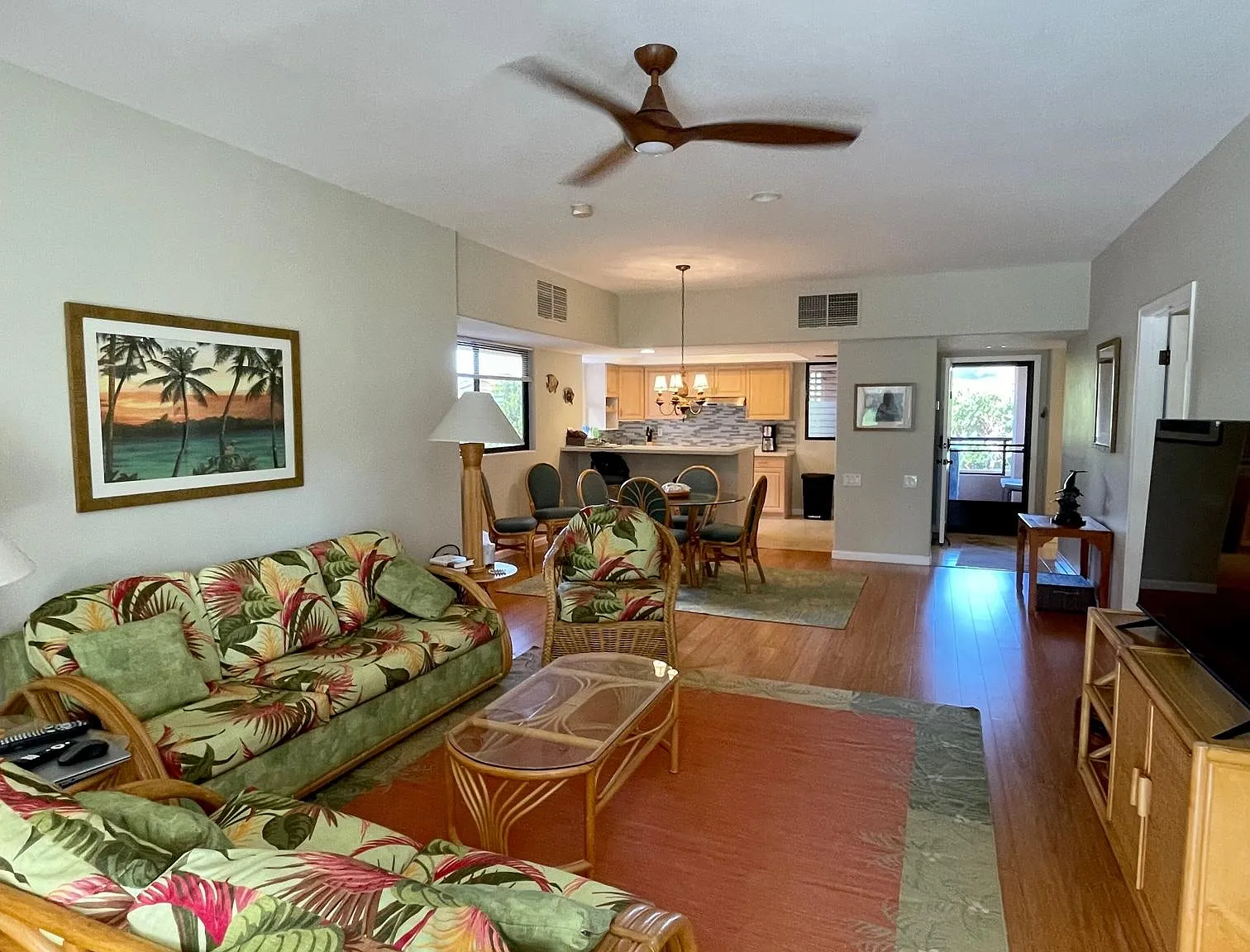 2 bed, 2.5 bath, 1277 sqft, $3,300 — Photo 2