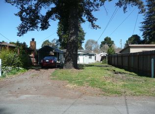 439 Trowbridge St, Santa Rosa, CA 95401