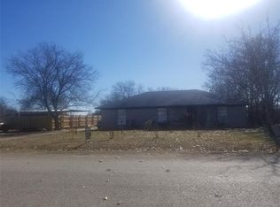 308 Sunrise Dr, Waxahachie, TX 75165