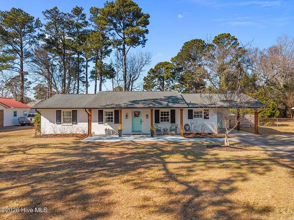 1st image of 113 Wellington Drive