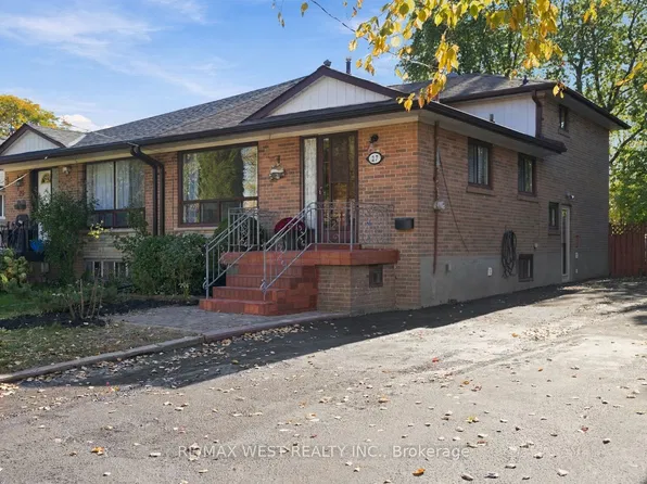 27 Gardentree St, Toronto, ON M1E 2E8