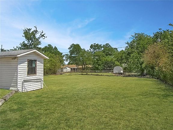 2nd image of 7030 Glen Hills Rd