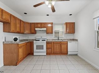 526 Willow Ave, Garwood, NJ 07027