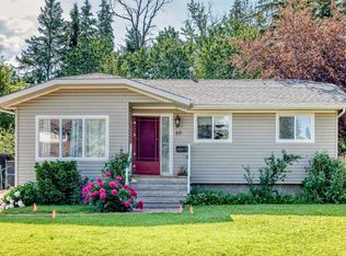 69 W Gregson Cres, Red Deer, AB T4P 2K3
