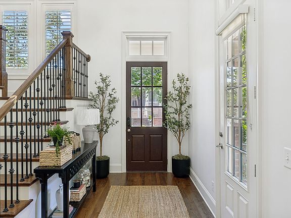 4th image of 1048 Falling Leaf Cir