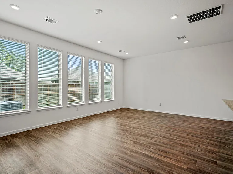 613 Royal Arch Dr — Photo 14
