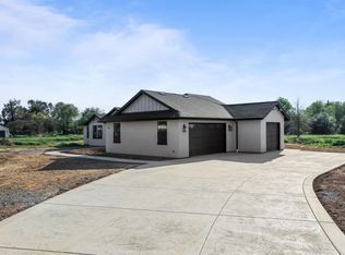 25363 N Magnolia Pl, Acampo, CA 95220