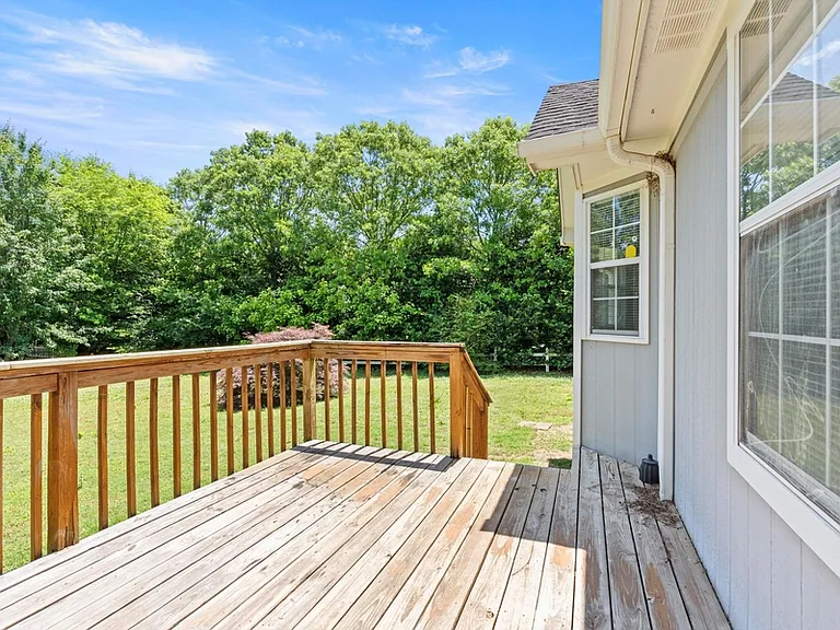 100 River Oaks Dr — Photo 21